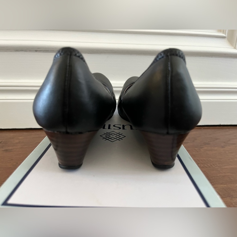 Susina Size 7.5 Fraya-Lea Black Leather Wedge Heel Shoes In Box Fraya Lea 7 1/2 - Picture 3 of 9
